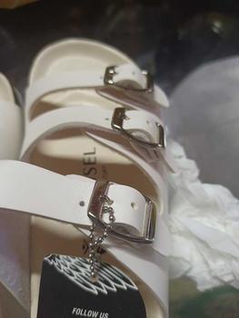 Product Review of Crousel Sandal Casual \ Women - Lantana White from R**y E**a S**a 2