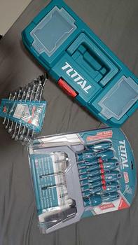 Product Review of Total กล่องเครื่องมือช่าง ขนาด 14 นิ้ว ตัวล็อคเหล็ก รุ่น TPBX0141 , TPBX0142 กล่องช่าง from อ**ม ธ**ล ต**ต 0