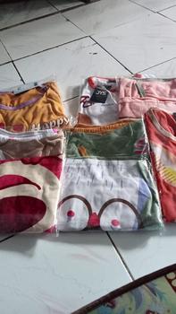 Product Review of PAKET HEMAT ISI 5 SETEL BAJU ANAK PEREMPUAN Kode 1 RANDOM from S**a M**i b**7 0