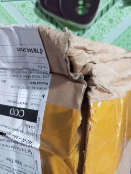 Product Review of KEM CHỐNG NẮNG VITAMIN C (Tặng nước hoa) PHÙ HỢP VỚI MỌI LOẠI DA Skincare Nữ Làm Đẹp Da from T**👻 0
