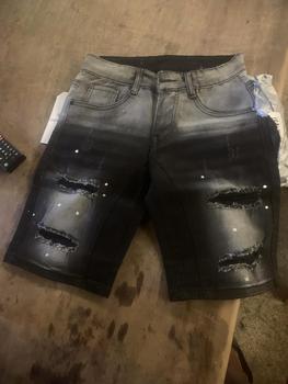 Product Review of Quần short jean nam đen loang wash 2 đáy rách xước vẩy sơn phong cách trẻ trung mẫu mới from Đ**h 0