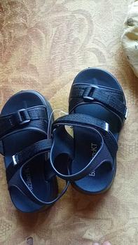 Product Review of Sandal Học Sinh Quai Hậu Dành Cho Bé Trai Và Bé Gái Kích Thước Từ 24 Đến 35 from m**ô 0