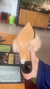 Product Review of Bơm Giày Cao Gót Sang Trọng Cho Nữ, Trang Phục Mùa Đông Lót Lông Cừu, Dép Bán Ngón Chân Nhọn Mới 2024, Người Nổi Tiếng Trên Internet, Dép Mùa Đông Ins, Gót Giữa DéP Shoes from n**h 1**8 0