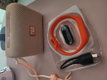 Product Review of T&G TG-313 TWS  Bluetooth V5.0 Wireless Mini Portable Stereo Bass Speaker with Strap Audio Device Smartphone from H**🌼 0