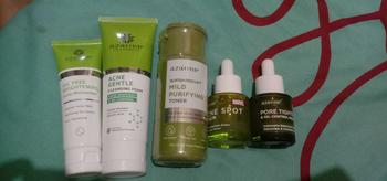 Product Review of Azarine Complete Face Series Treatment Paket Lengkap Skincare Face Wash Toner Day Cream Night Cream Moisturizer Cleansing Creamy Facial Oily from O**. 0