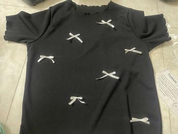 Product Review of Áo thun nữ baby tee đính nơ sang chảnh hottrend 2024 new best seller vải thun tăm co dãn bốn chiều dày dặn. Top from D**n B** 1