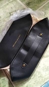 Product Review of 【พร้อมส่ง】ที่เก็บเครื่องสำอางหนัง กระเป๋าใส่อุปกรณ์อาบน้ำหญิง กระเป๋าเครื่องสำอางผู้หญิง from p**9 0