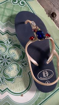 Product Review of (form to lùi size) Sandal Đính Đá Vuông Chiếc Lá Dép Shoes Giày Nữ from @**n 0