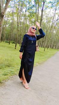 Product Review of Andini Dress Satin Premium Velvet Satin / Dress Serut Satin / Darla Dress Satin Muslim Panjang Wanita Gamis Pesta Kondangan Lebaran Mewah Dewasa Gaun Remaja Silk from M**e 0