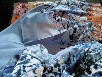 Product Review of PAKET USAHA HIJAB SEGI EMPAT UMAMA MOTIF 100 RIBU 6 PCS Logo Metal Voal Square Gold Muslim Kerudung Mewah Lembut Nyaman Cantik from B**r 2