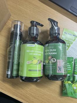 Product Review of Combo GỘI + XẢ  + XỊT ( Hỗ trợ mọc tóc, giảm gãy rụng, giúp tóc suôn mềm mượt, Lưu hương thơm from M**i 1