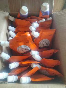Product Review of 【ซื้อ 10 แถม 1 】โปรโมชั่นจำนวนจำกัด ครีมทามือน้ำมันม้าเพิ่มความชุ่มชื้นป้องกันความแห้งกร้าน เหมาะสำหรับผู้ชายและผู้หญิง ปริมาณ 100กรัม บำรุง ผิว เท้า (ความจุขนาดใหญ่)ฟรีมาส์กเพิ่มความชุ่มชื้น*2 ครีม  ทา ครีม  ทา แฮนครีม from ส**❤ 1