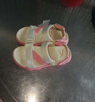Product Review of Dép Sandal Nữ SYNDER SD2 - Dép đẹp  nhẹ,thoáng mát [Be Hồng, Size 36-39, Tặng chai vệ sinh] from k**u 2