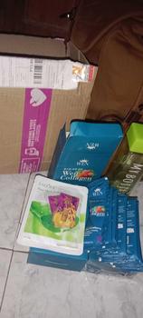 Product Review of 3 BOX WEN COLLAGEN STRAWBERRY BPOM from d**8 0