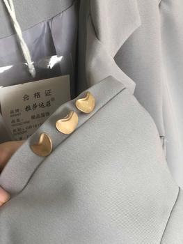 Product Review of Áo khoác blazer áo khoác vest nữ 2 lớp có đệm cầu vai rất đẹp khuy nút cao cấp Voi Women Top from C**h c**m h**g h** 1