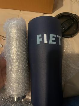 Product Review of FLET tumbler - แก้วเก็บความเย็น มาพร้อมแท่งน้ำแข็งสแตนเลส เครื่องดื่มเย็นไม่ต้องใส่น้ำแข็ง from 🌈**🖤 1