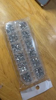 Product Review of Kim Cương Giả Móng Tay, Nhiều Màu Sắc, Để Trang Trí Móng Tay Nghệ Thuật, Lấp Lánh, Với Dụng Cụ Sắp Xếp Lưu Trữ, Dụng Cụ Làm Móng Nghệ Thuật Salon Tự Làm from C** h**g H** 0