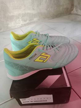 Product Review of Fromzero - Sepatu Futsal Starkia Revolted IN Aqua Stabilo from D**a 2