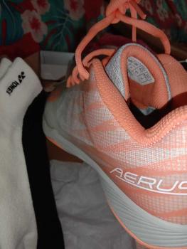Product Review of YONEX Power Cushion Aerus Z - Badminton Sports Shoes from p**) 1