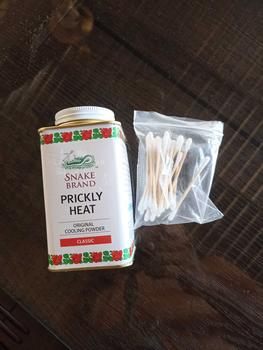 Product Review of Phấn lạnh thái lan 140ml ( ngẫu nhiên) from A**x 0