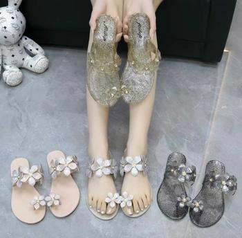 Product Review of （36~40）COD Flower style finger toe straps design glittering rubber flat sandals fashionable for women size Shoes Footwear Girl Summer Walking Shoes Comfort Decor Bedroom from P**9 0