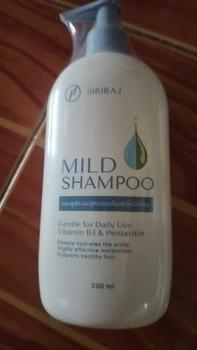 Product Review of (ซื้อหนึ่งแถมหนึ่งฟรี)สินค้าขายดี ส่งไว Siriraj Mild Shampoo ศิริราช แชมพูสระผม ชนิดหัวปั้ สูตรอ่อนโยนมขนาด 200ml. from R**g 0