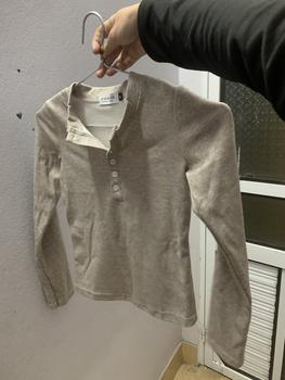 Product Review of Áo thun dài tay xẻ cúc chất thun gân Hàn dày mịn co giãn lót cotton Coolme Nữ Top from B** B** N**c 0