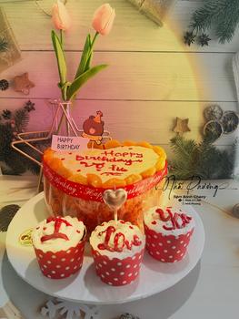 Product Review of (Mộc Khuê Decor) - Bình hoa trang trí nghệ thuật - lọ hoa thủy tinh khung sắt mạ vàng hình ngôi sao trái tim hiện đại dùng cắm hoa trang trí tiệc cưới sinh nhật tuyệt đẹp Decor, Decor Phòng bình hoa  nối liền cổ đại from N** P**5 1