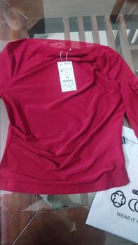 Product Review of Áo Nữ CChat Women Top Dáng Ôm Chất Lưới Xếp Vai Vải Nhập Khẩu 23TDC2013OT from T**y 0