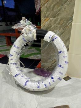 Product Review of 1 Cái Vỏ Lốp Xe HVR 17 inch Không Ruột cho Exciter Winner Raider Satria Sonic (SL 1 cái) - Vỏ Lốp Xe Máy from V** V** D**_ 1**9 0