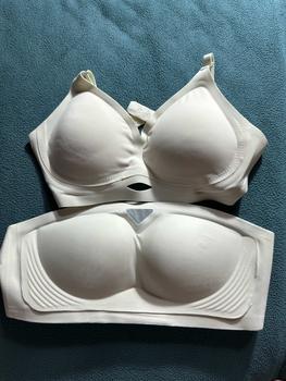 Product Review of Áo Lót Nữ Su Đúc Không Dây Mút Mỏng Nâng Độn Vòng 1 Tạo Khe Không Gọng Chống Xệ Gom Quả Áo Bra Nữ Su Đúc Không Dây Chống Tụt Không Gọng Không Đường May Hạn Chế Lộ Viền Lộ Mỡ Lưng -- VN240301 from M** 1