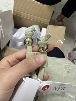 Product Review of [GIÁ CHÀO SÀN] Túi xách Mận Hoabinh Metallic Wave - T04 from T** 1