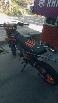 Product Review of Kulit Jok Supersub Extreme Series Hitam Sarung Jok CRF KLX Dtracker WR 155 Kain Jok Motor Trail Supermoto from c**g 0