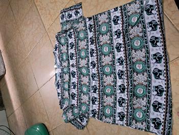 Product Review of Áo phông cộc tay hoạ tiết thổ cẩm Cổ Tròn Nam Nữ from L** L** 0