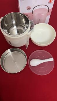 Product Review of Gào mên inox cao cấp UTI. Hộp đựng cơm inox SUS 304. Thân nhám, màu sắc pastel sang trọng. Kèm muỗng Sugilite Chồng rò rỉ Lunch Boxes from L**h l**h 0
