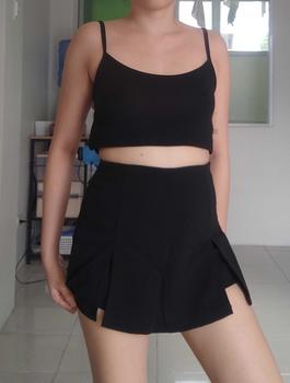Product Review of Fashion Joker split high waist skirt pants women&#039;s summer new fashion Joker anti-exposure fat MM black skirt. from k**h 1