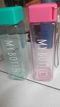 Product Review of My Bottle Kotak Botol Minum Model Baru Persegi Beset Seller from C**u V** I** 0