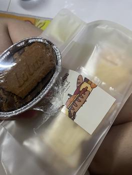 Product Review of คุกกี้ Biscoff ลอตัสบิสคอฟพร้อมไส้บิสคอรฟลาวา เยี่ยมๆ ฟินๆ from D**c 0