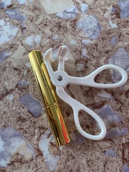 Product Review of [XIXI] Kẹp Mi Nhựa XIXI Góc Rộng, Làm Cong Mi Nhanh Kèm Silicon Thay Thế (GJ-78) from N** H** N**n 0