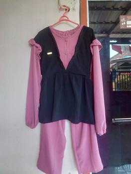 Product Review of One set  wanita deora premium set rompi cringkel airflow from R**! 0