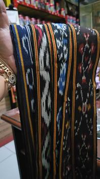 Product Review of Ikat Kepala Tenun Syal Etnik Kain Motif Dayak Toraja Lombok from S**i L**i 0