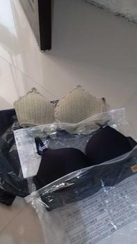 Product Review of Istana - 9002 Bra Busa Tebal Wanita  Dewasa Tanpa Kawat Pakaian Dalam Simple Bh Motif Polos Nyaman Lembut Model Push Up from R**. 0