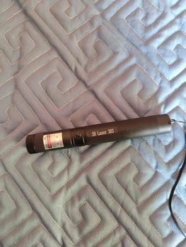 Product Review of Đèn Laser Siêu Mạnh Đèn Laze 303 Tia Sáng Xanh (Tặng kèm pin và củ sạc) from N**n T** 1** 1