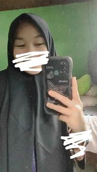 Product Review of L HAURA SCARF HIJAB MALAY SYAR'I Empat Nyaman Oval Polycotton from A**_ 0