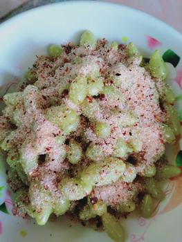 Product Review of องุ่นเม็ดเล็ก ดองเกลือ รสเปรี้ยวเค็ม แซ่บๆ from D** 3