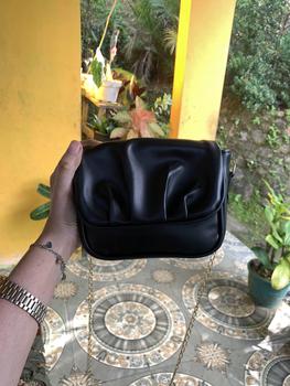 Product Review of [Beli Lokal] Deliwafa -Selempang Wanita Slingbag Premium Tas Canira from A**w 0
