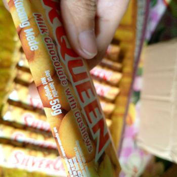 Product Review of Silverqueen 55gr besaar 1 box isi 10 Chocolate Coklat from m** m** l**e 1