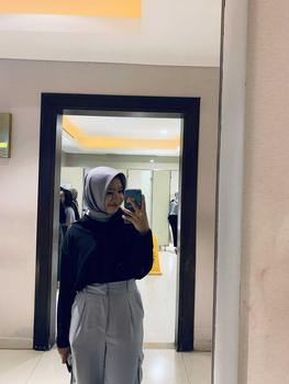 Product Review of SIVALI Minji Shirt | Basic Loose Office Shirt - Kemeja Wanita Kantor Atasan Baju Anti Kusut Panjang Tebal Polyester Silk Formal Oversize Formal Oversize Kerja Hitam Casual from c**' 0