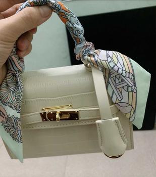 Product Review of Túi Xách Nữ H.M Đeo Chéo Đeo Vai Quai Xách Da Pu Vân Cá Sấu Mix Khăn Đi Tiệc Đi Chơi Sang Chảnh MIQI BAG TX-103 from G**g M**t ** 0