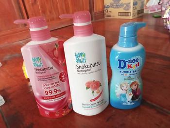 Product Review of SHOKUBUTSU โชกุบุสซึ สบู่ ครีมอาบน้ำ ขนาด 450-500 มล. ทั้ง 5 กลิ่น from ต**า ธ**น 0
